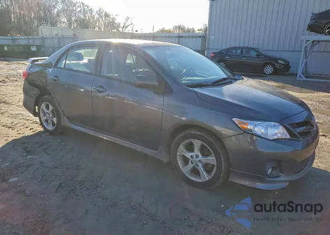 2011 Toyota Corolla Base z USA, uszkodzony, nr VIN 2T1BU4EE0BC563194